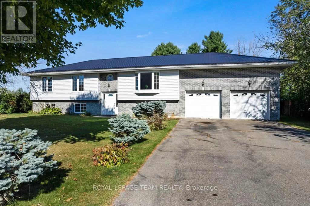 712 HYNDMAN ROAD