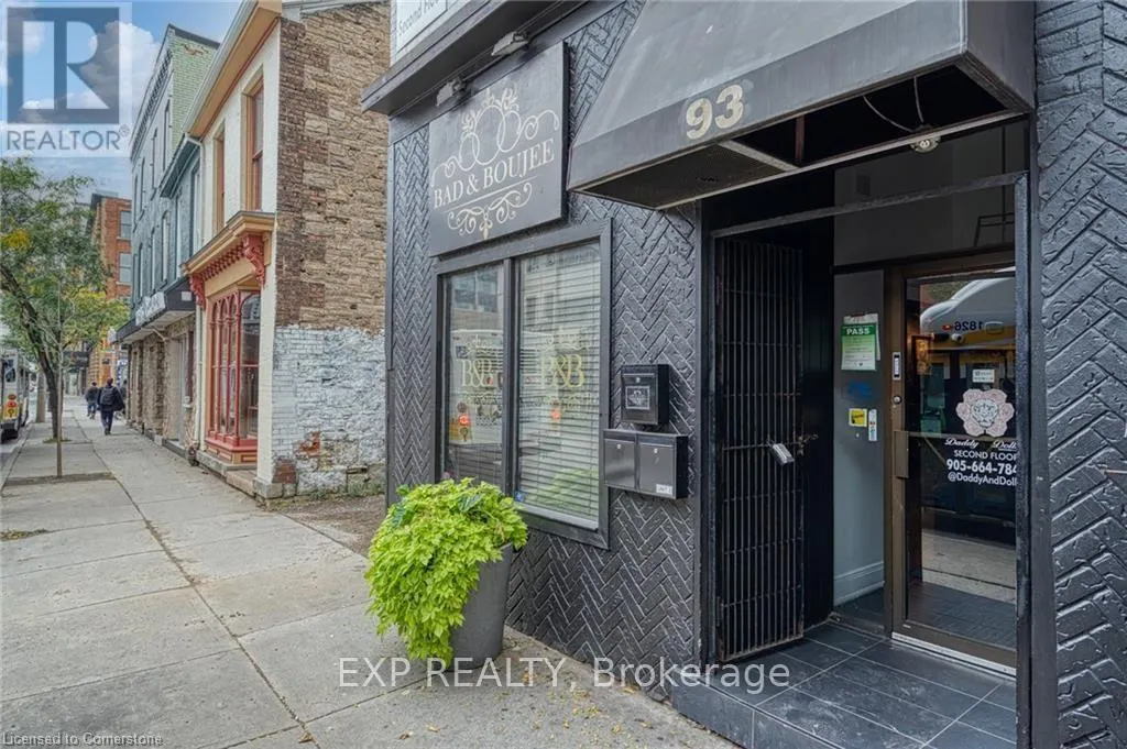 93 JOHN STREET S