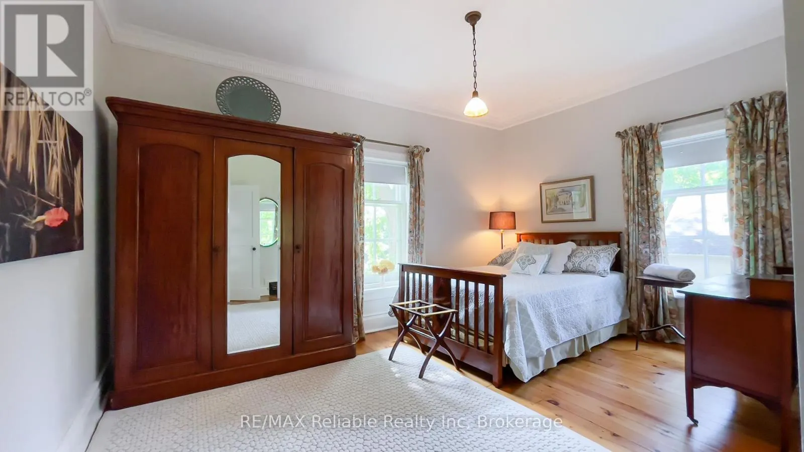 32 BAYFIELD TERRACE