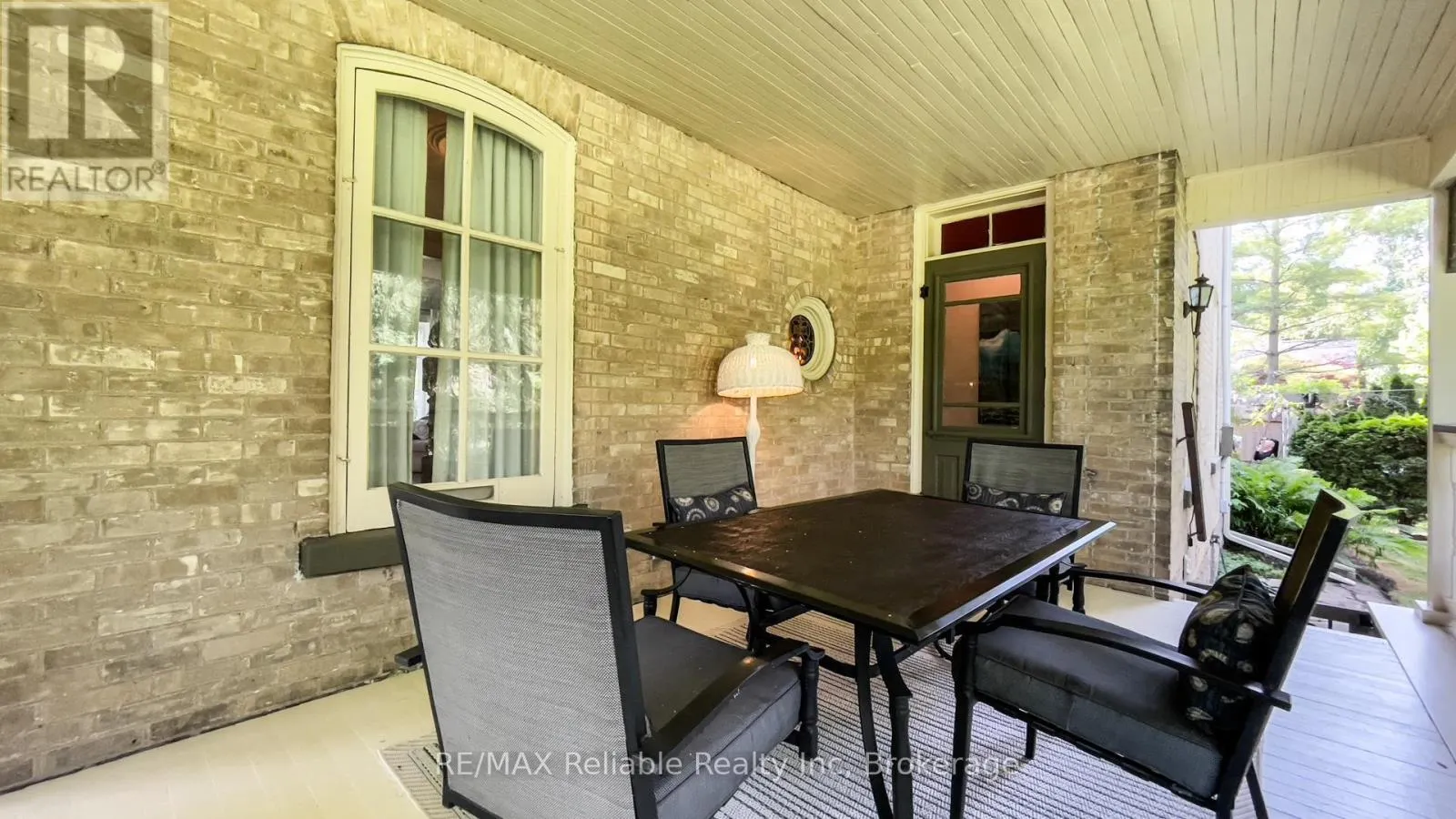 32 BAYFIELD TERRACE