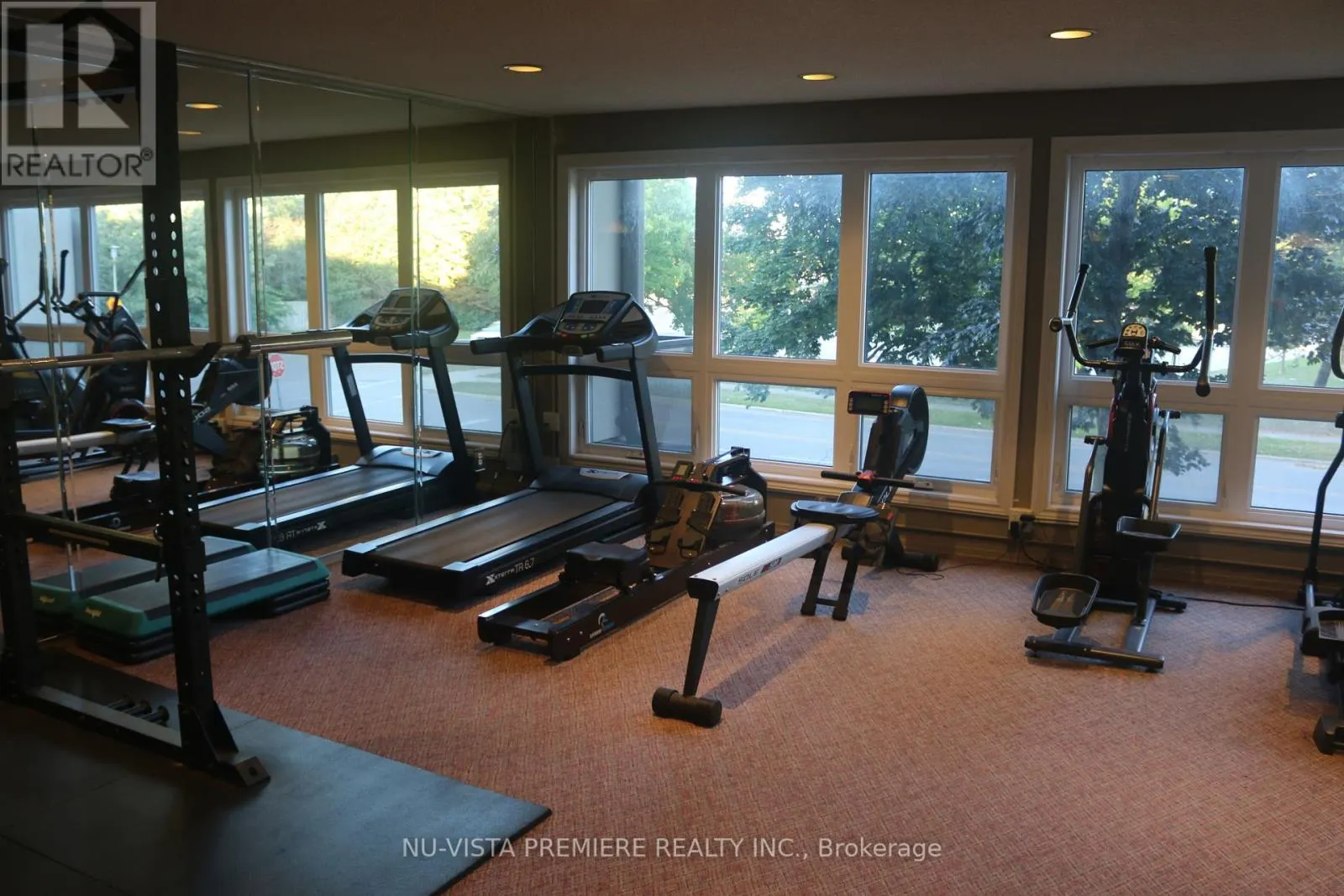 411 - 5 JACKSWAY CRESCENT, #411
