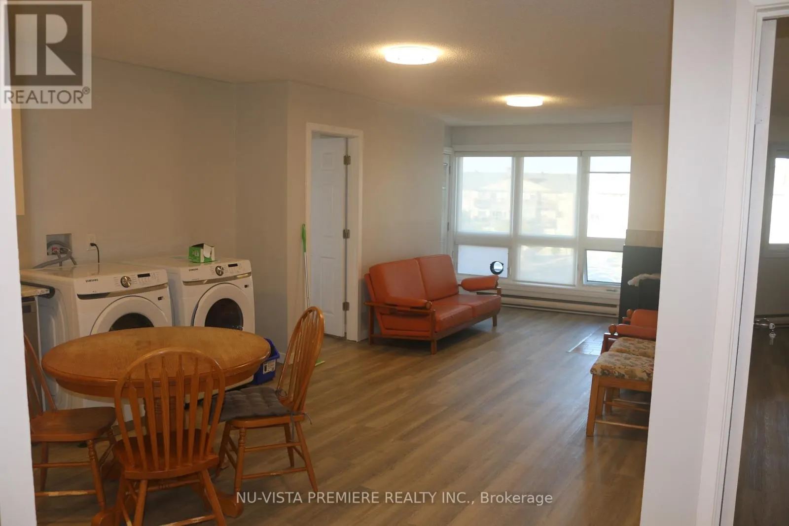411 - 5 JACKSWAY CRESCENT, #411
