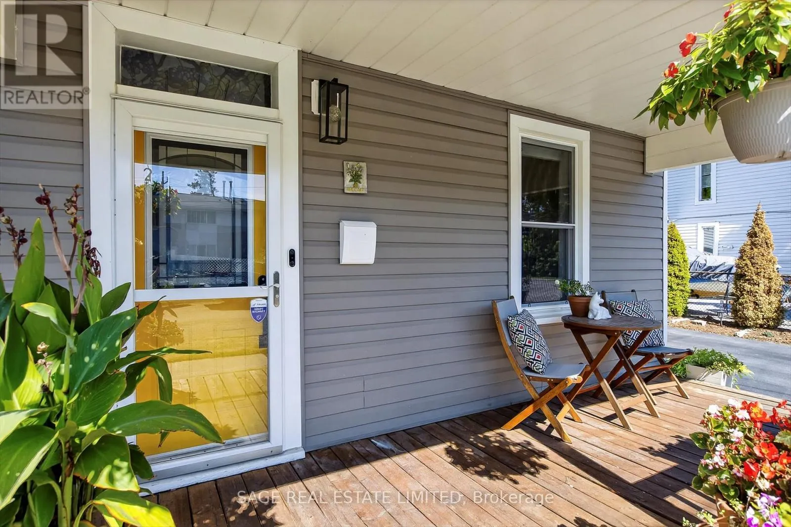 72 VICTORIA AVENUE