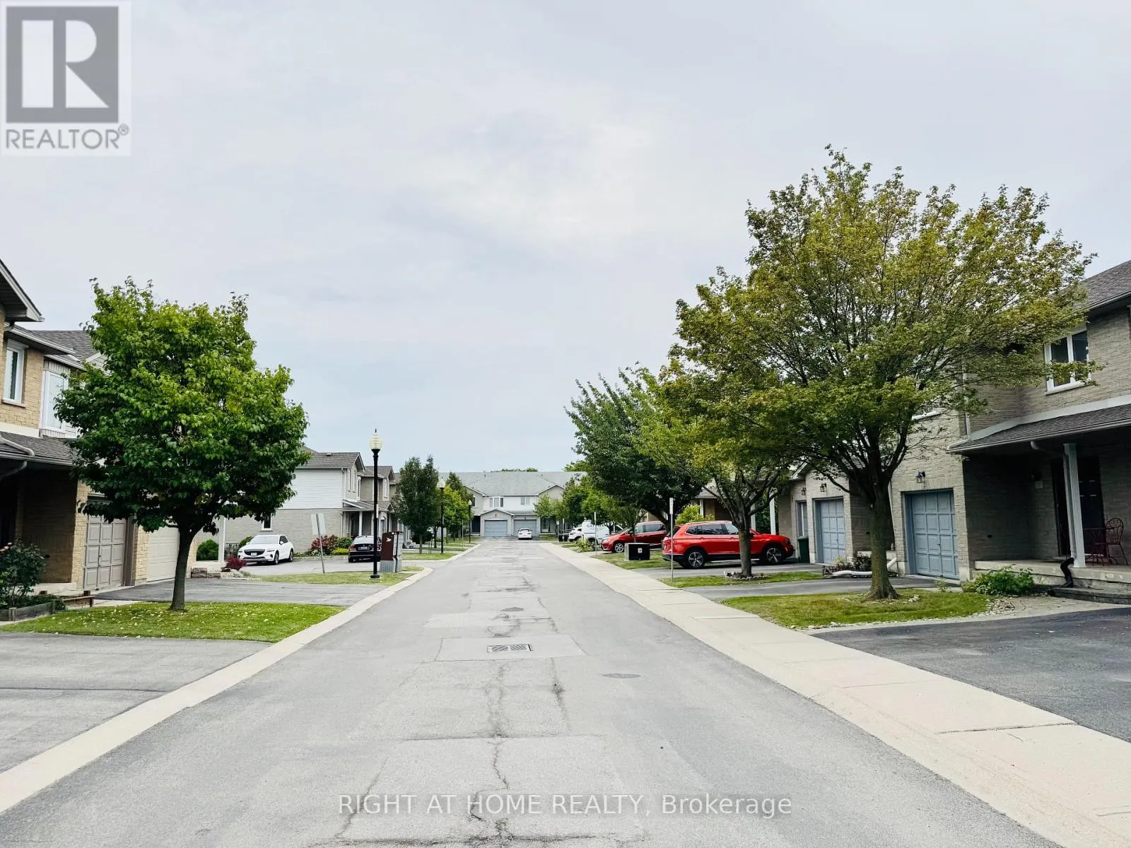 10 - 800 PARAMOUNT DRIVE