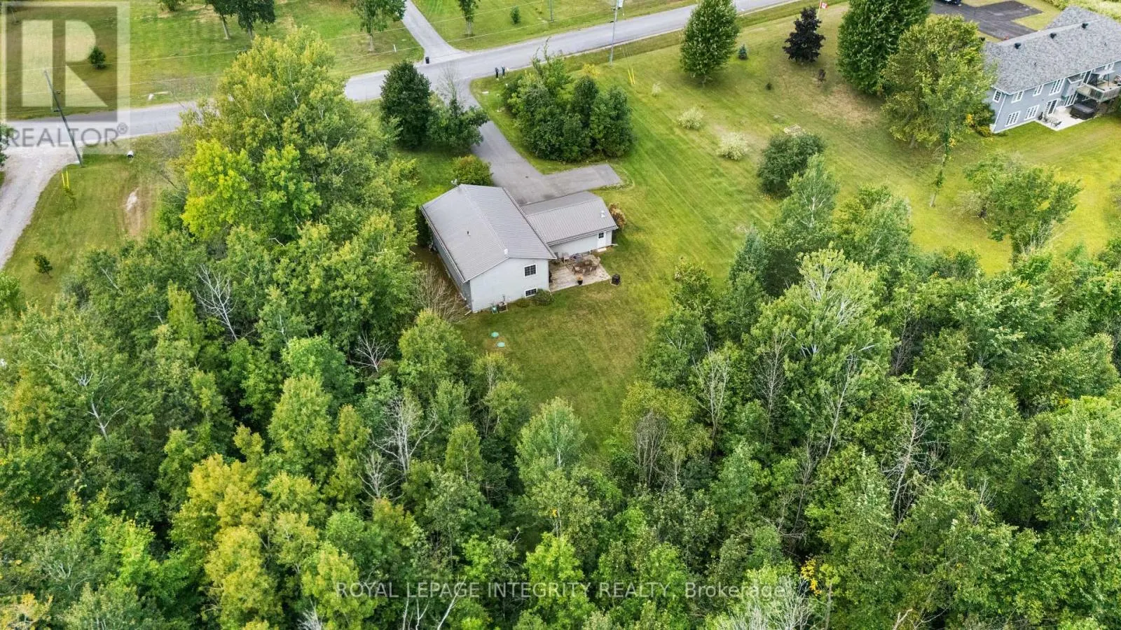 160 LAWFORDS LANE