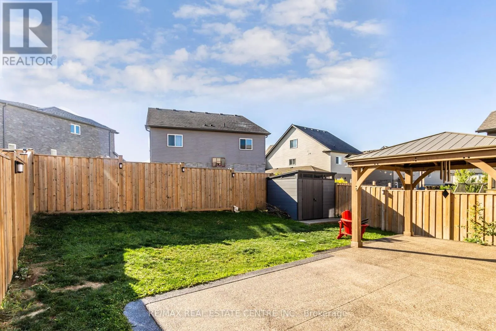 162 MOUNTAIN HOLLY COURT