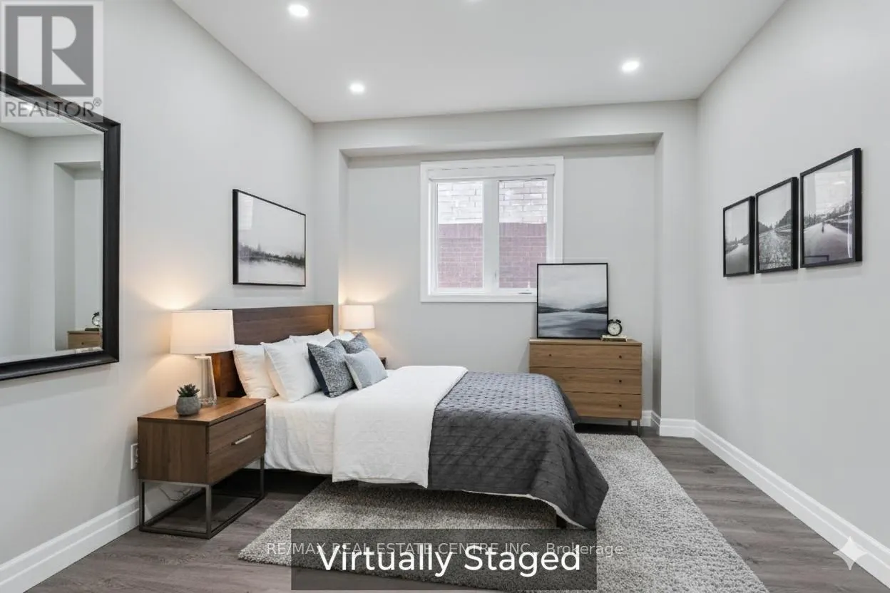 162 MOUNTAIN HOLLY COURT