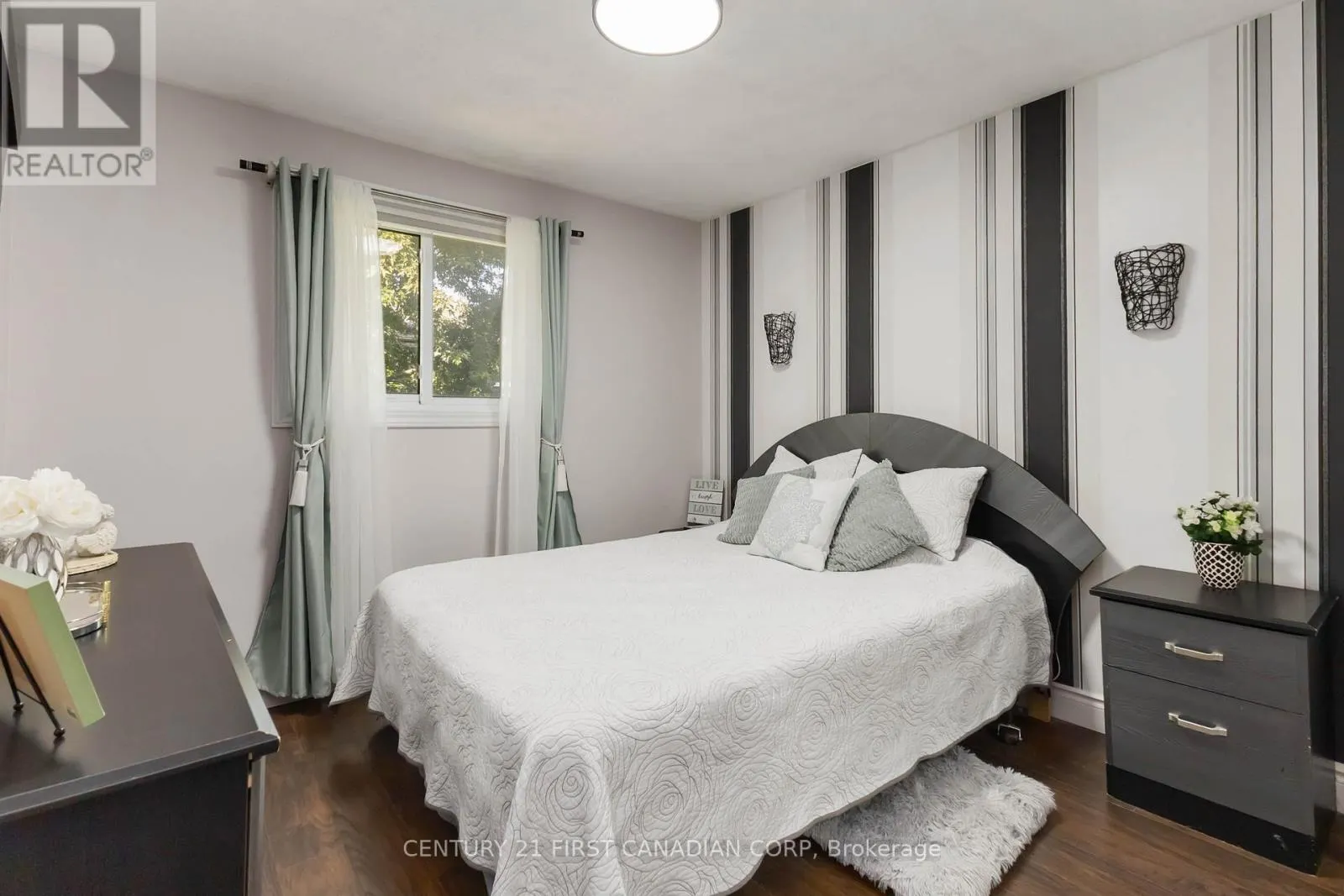7 - 131 BONAVENTURE DRIVE, #7