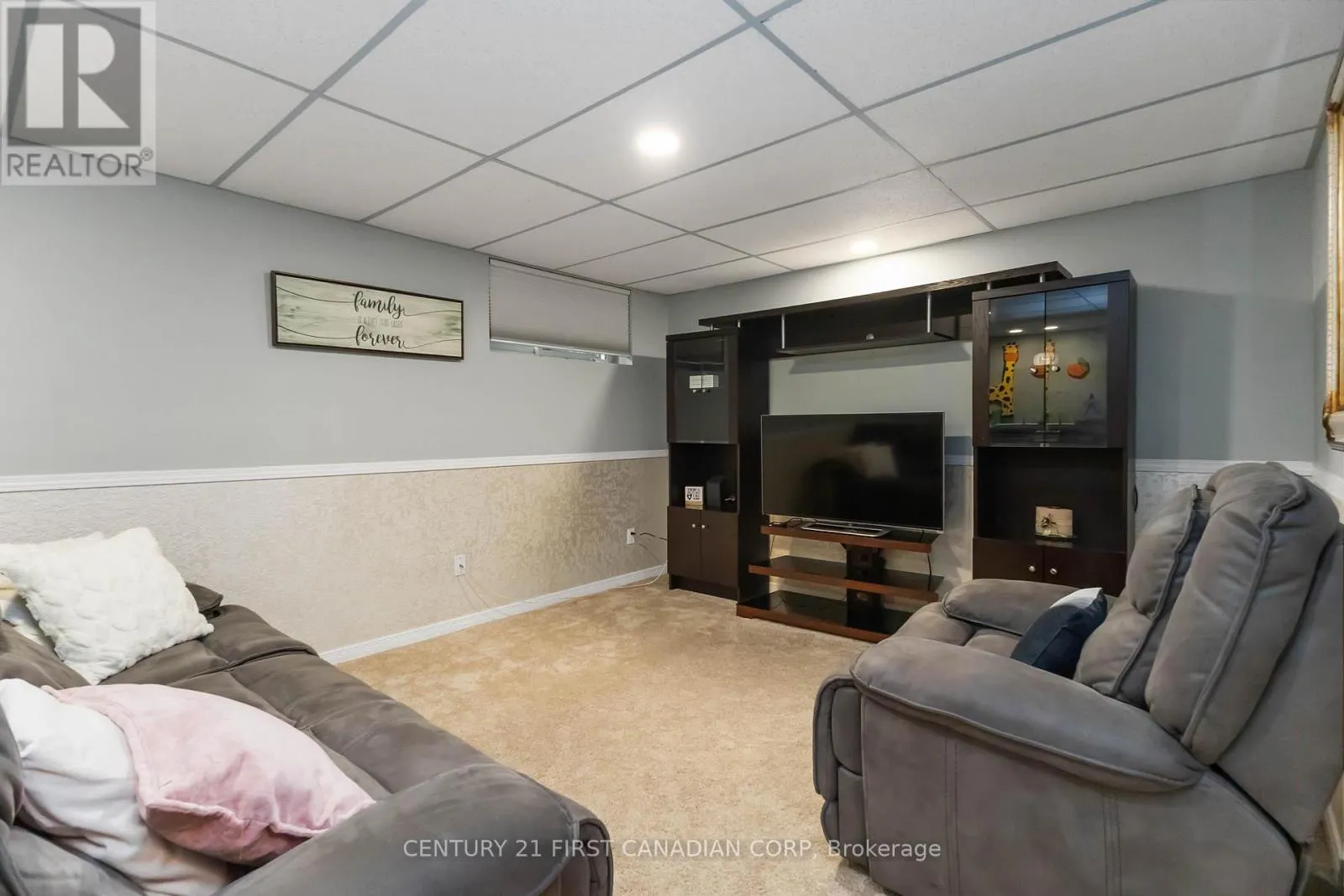 7 - 131 BONAVENTURE DRIVE, #7