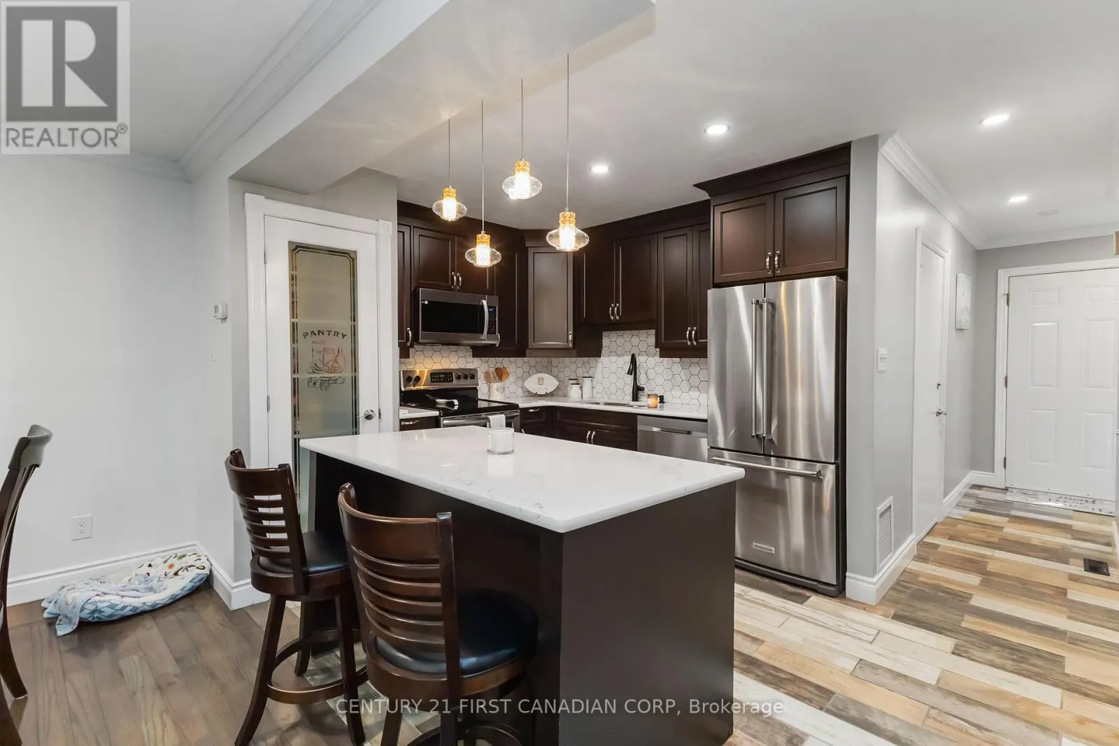 7 - 131 BONAVENTURE DRIVE, #7