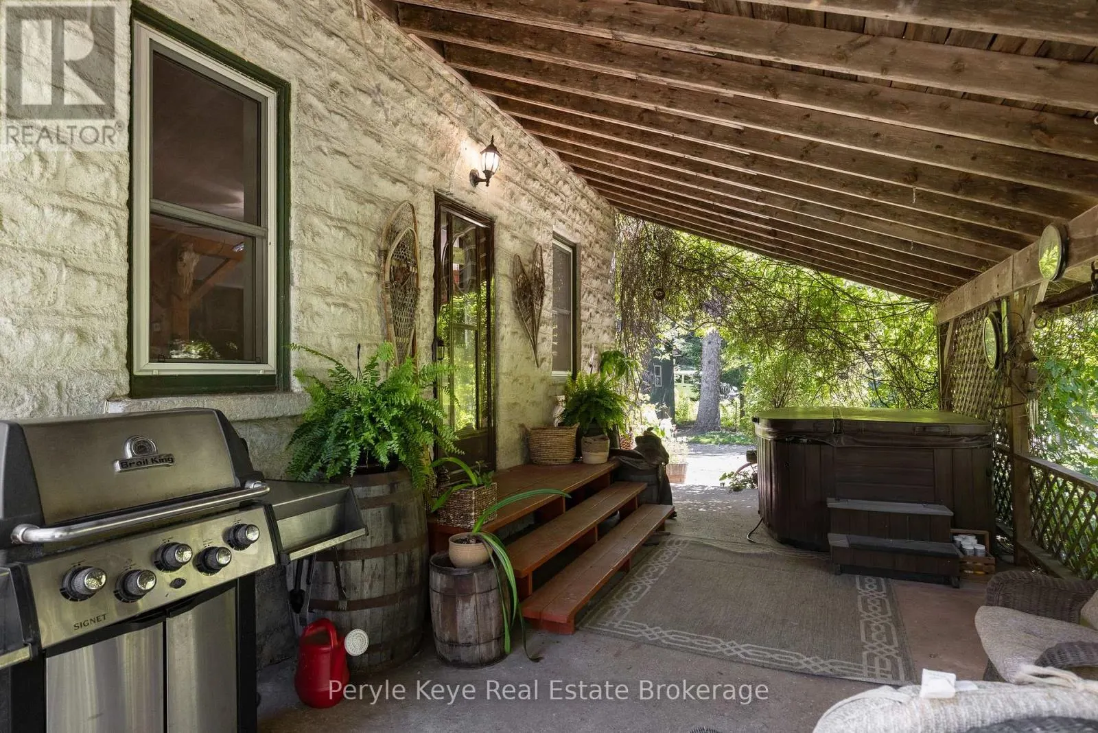 2322 OLD MUSKOKA ROAD