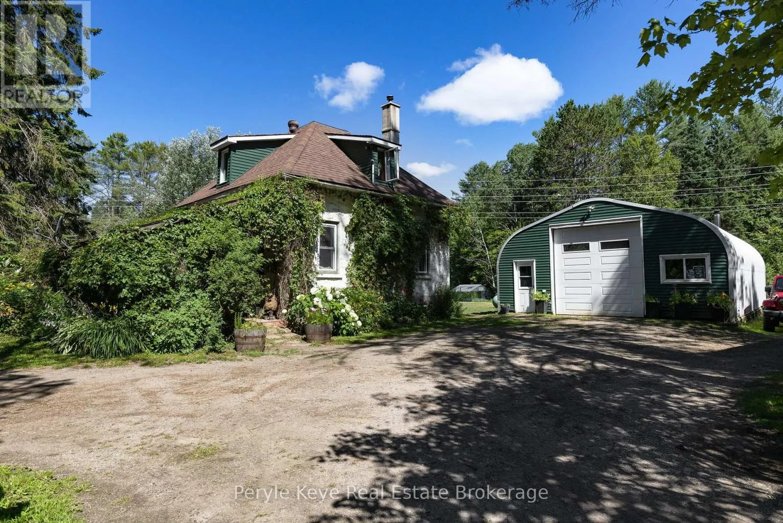 2322 OLD MUSKOKA ROAD
