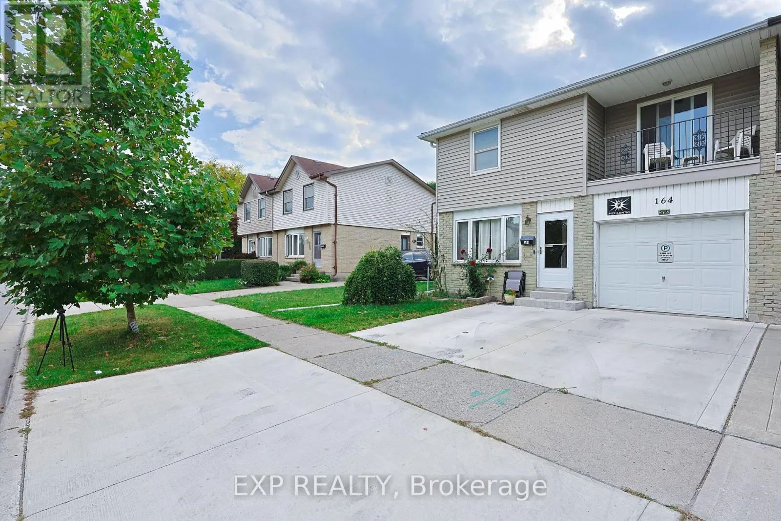 164 AUGUSTA CRESCENT