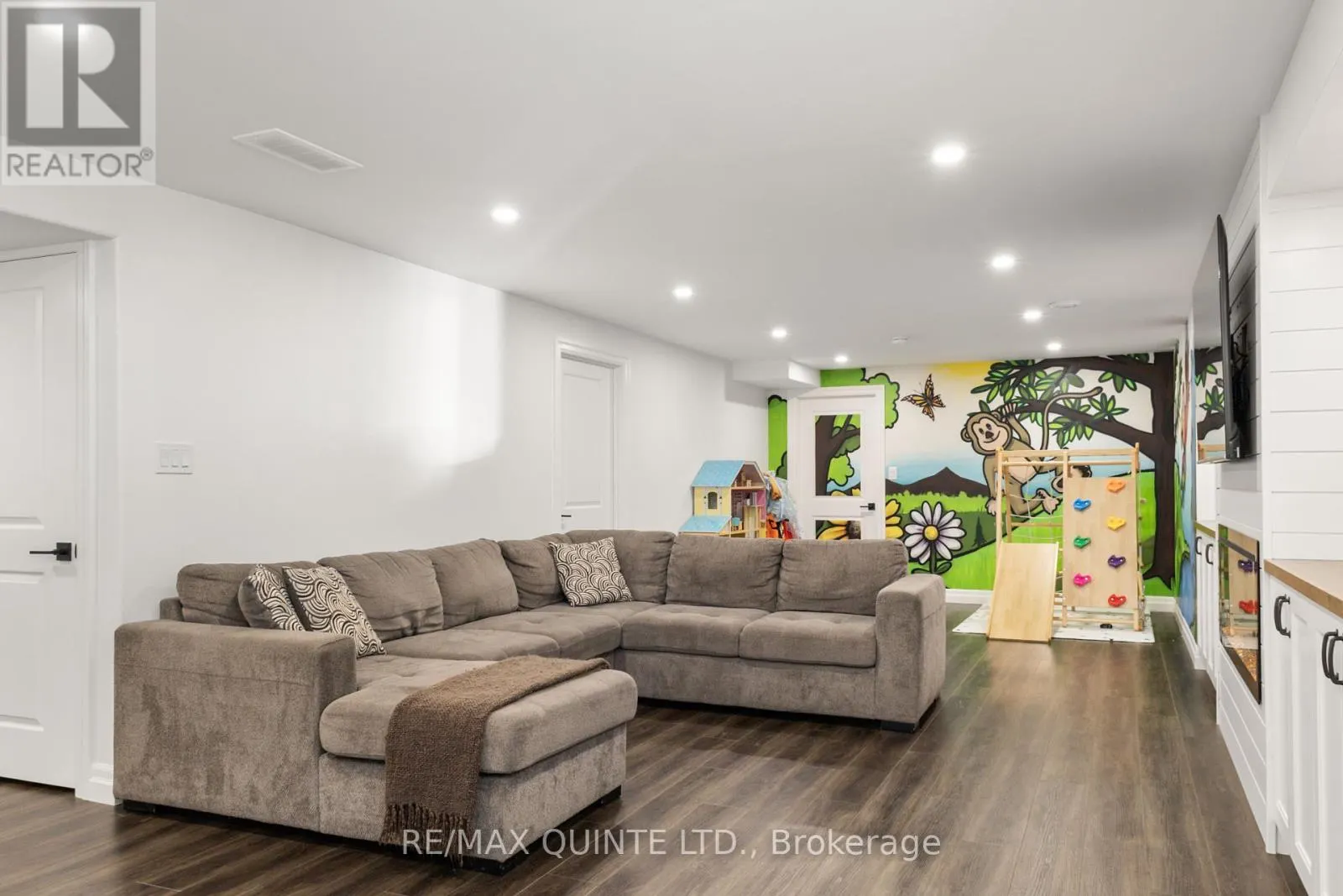 5 OSPREY LANE