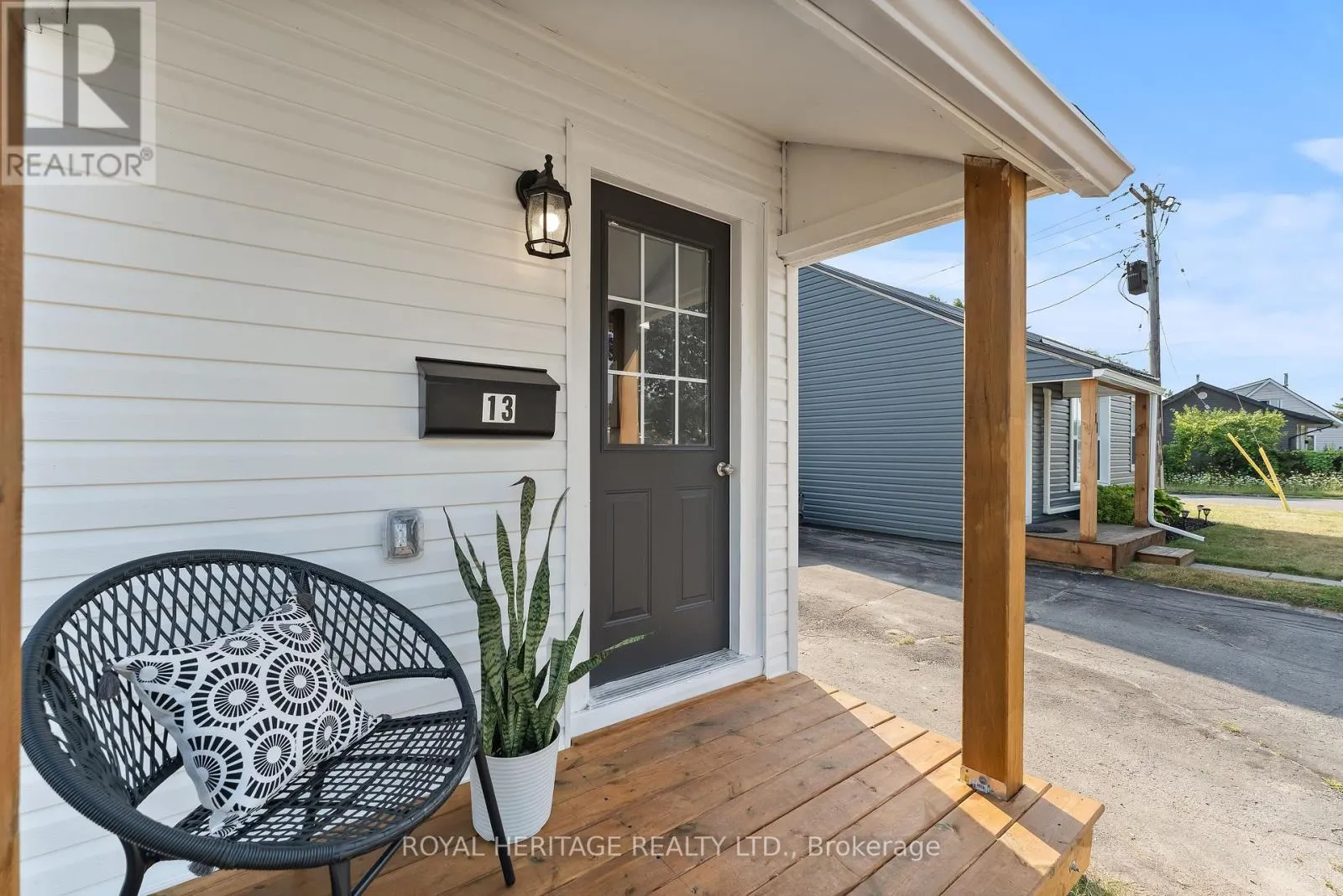 13 TRENTON STREET