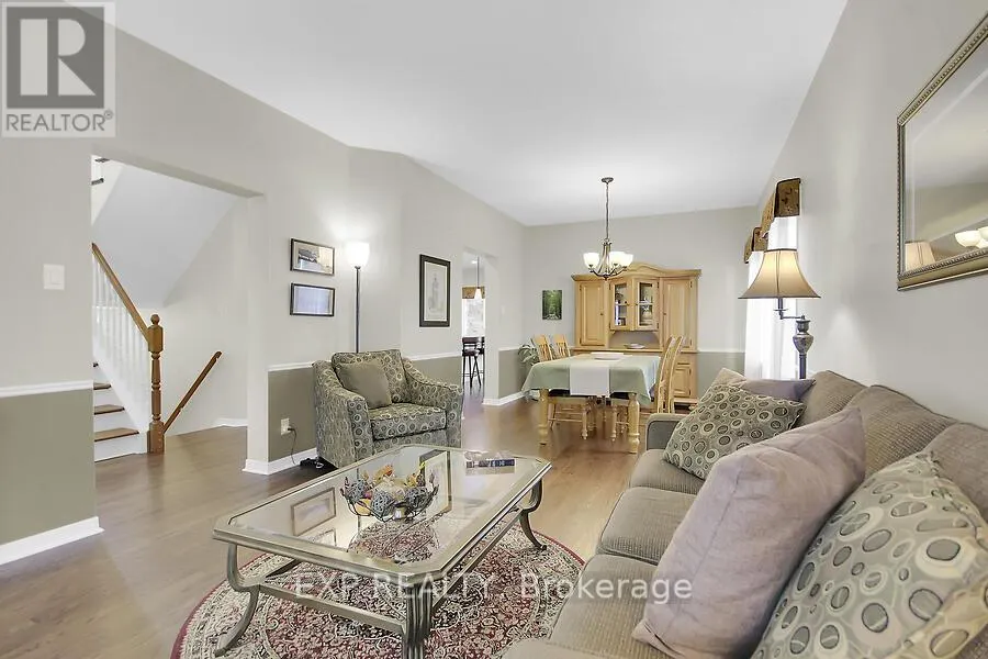 48 DEIGHTON CRESCENT