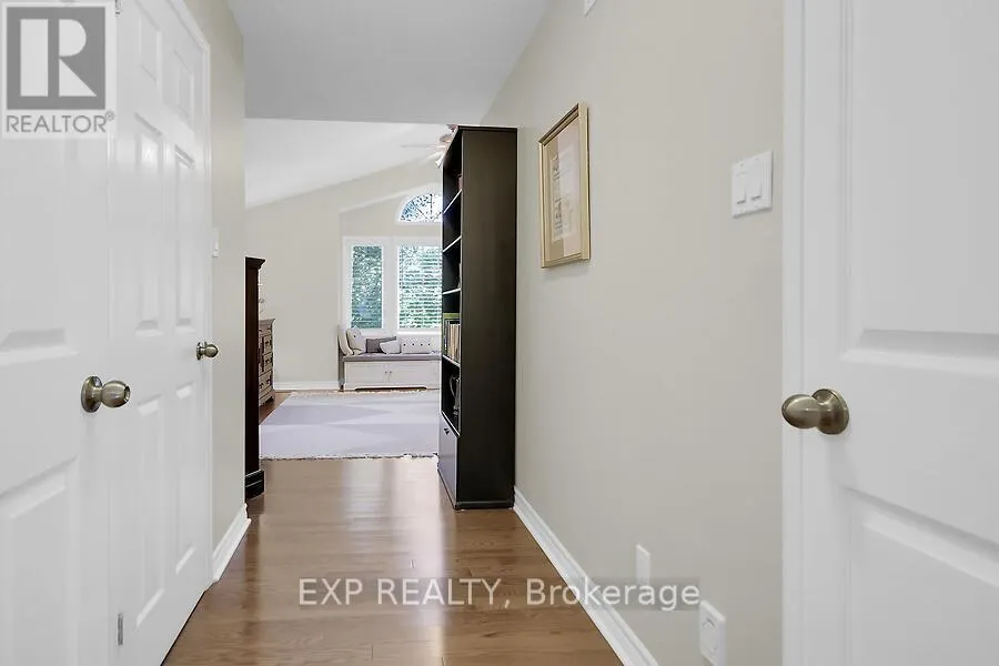 48 DEIGHTON CRESCENT