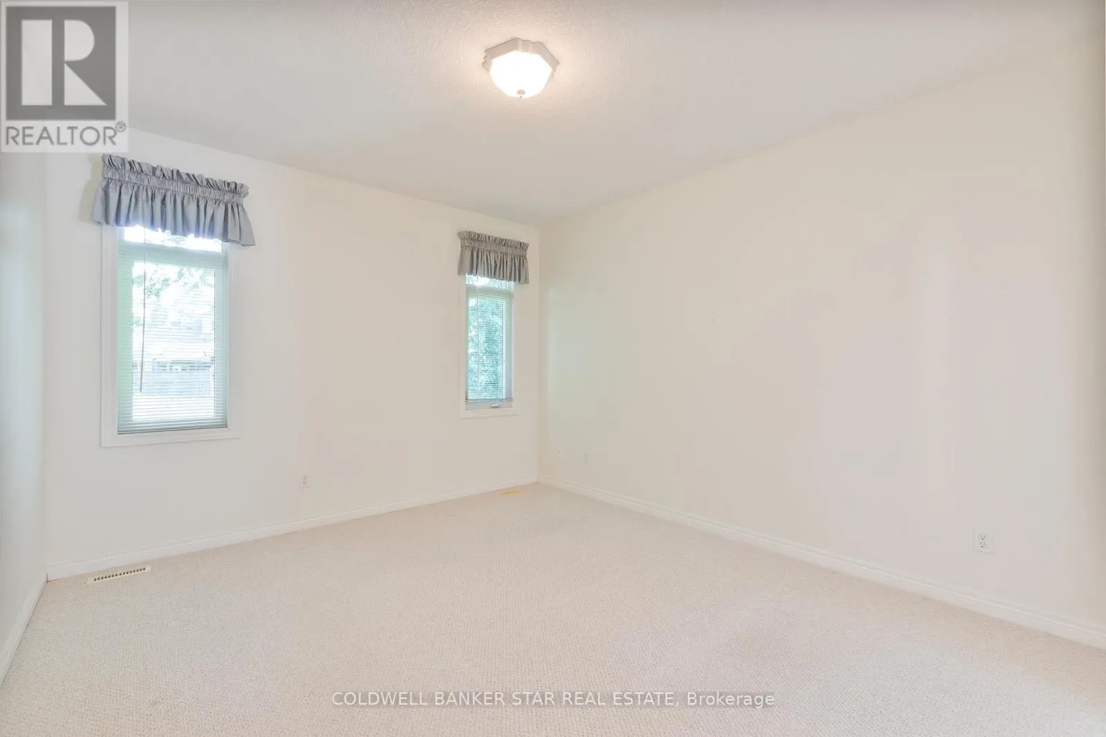 17 - 19 AUGUSTA CRESCENT, #17