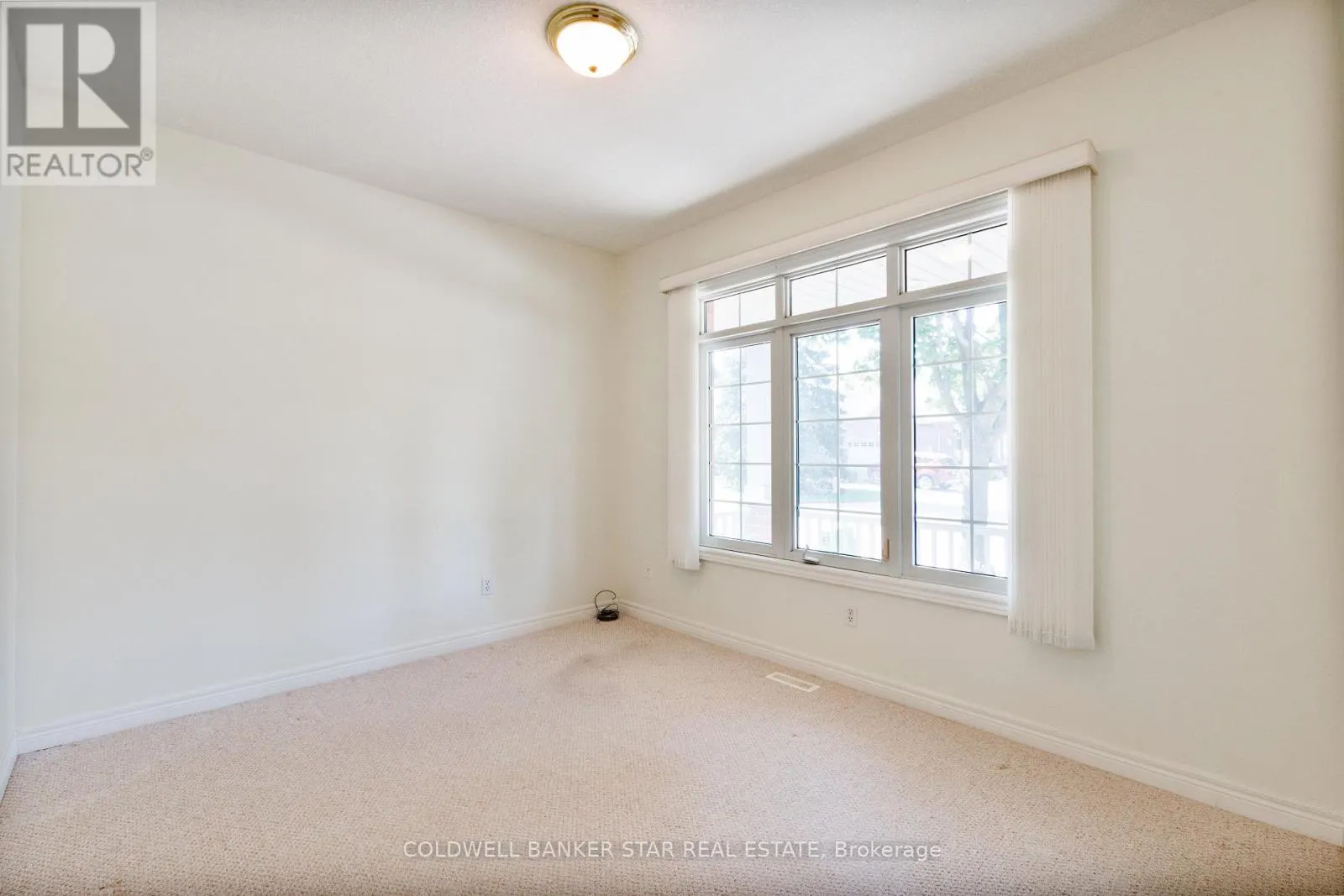 17 - 19 AUGUSTA CRESCENT, #17