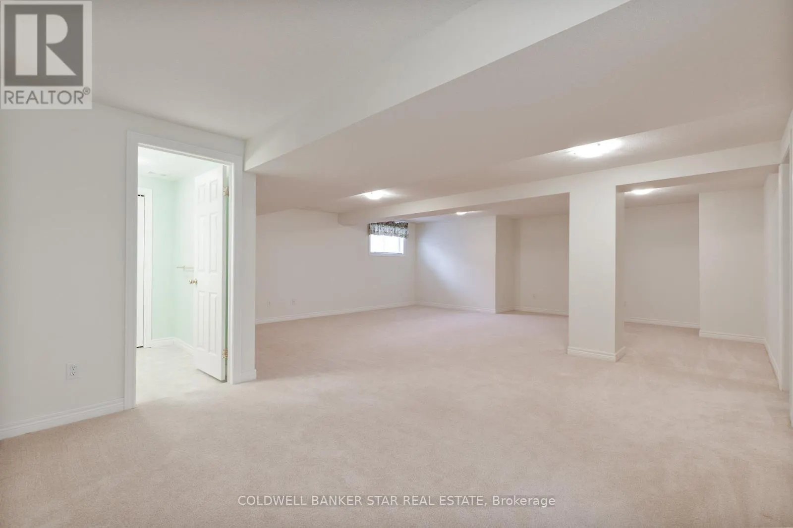 17 - 19 AUGUSTA CRESCENT, #17