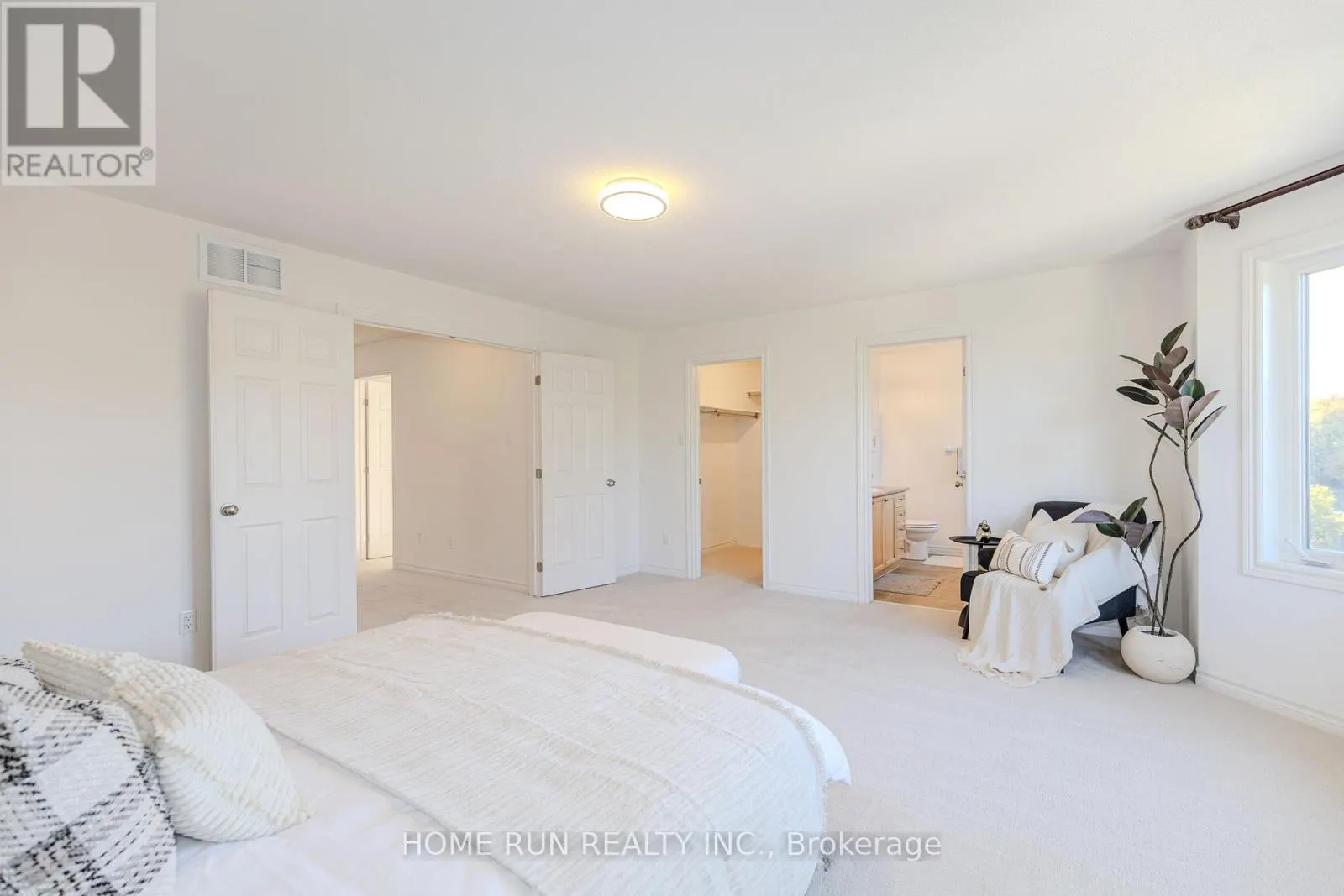 245 KIWANIS COURT