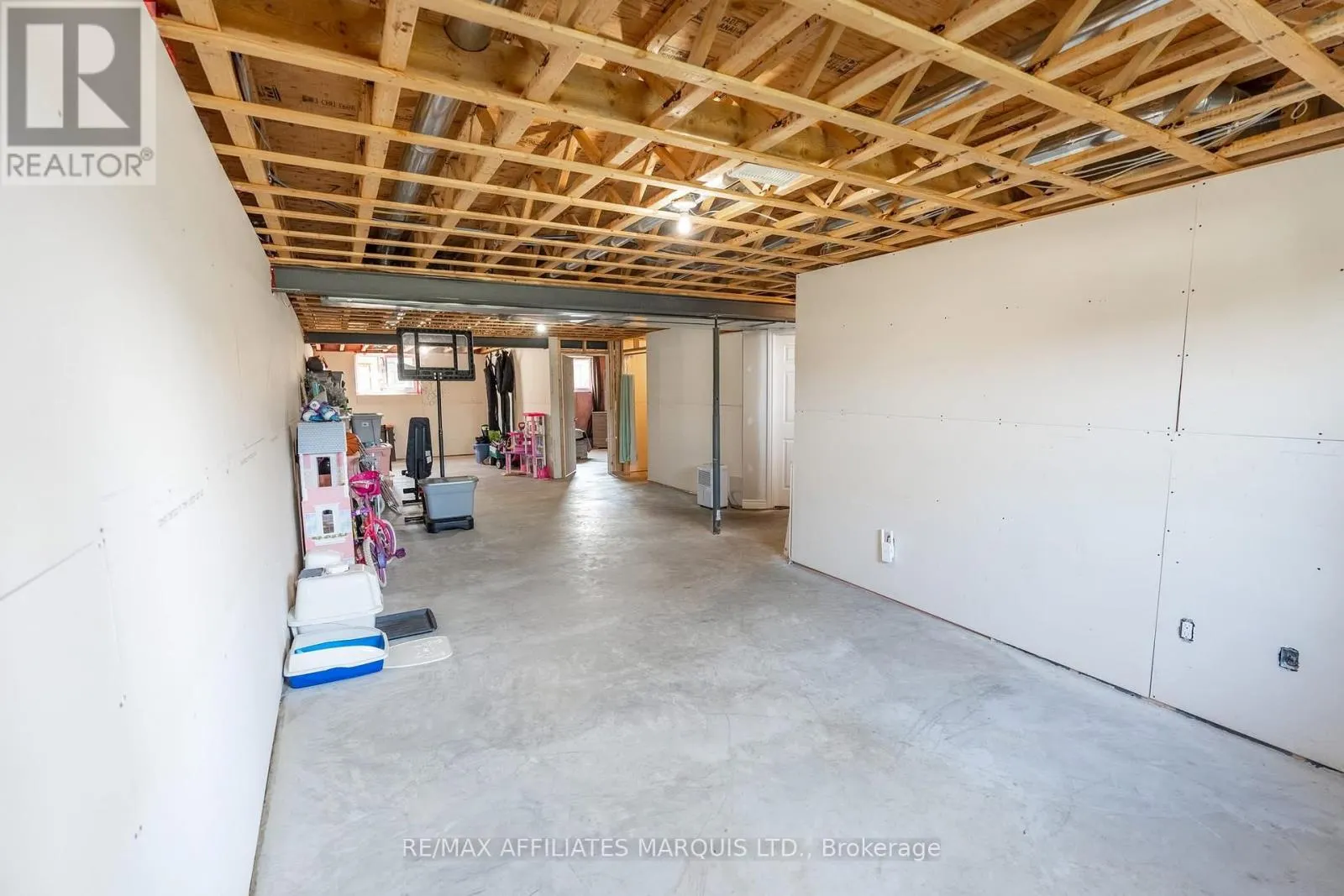 46 MERCIER AVENUE