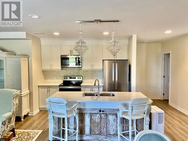 6 - 992 WINDHAM CENTRE ROAD S, #6