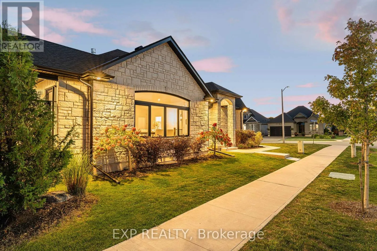 4242 VILLAGE CREEK DRIVE
