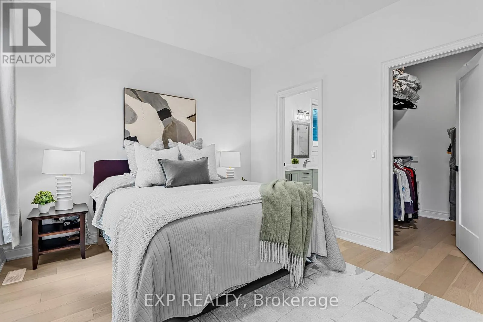 4242 VILLAGE CREEK DRIVE