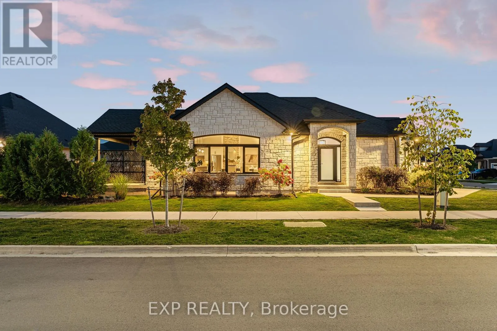 4242 VILLAGE CREEK DRIVE