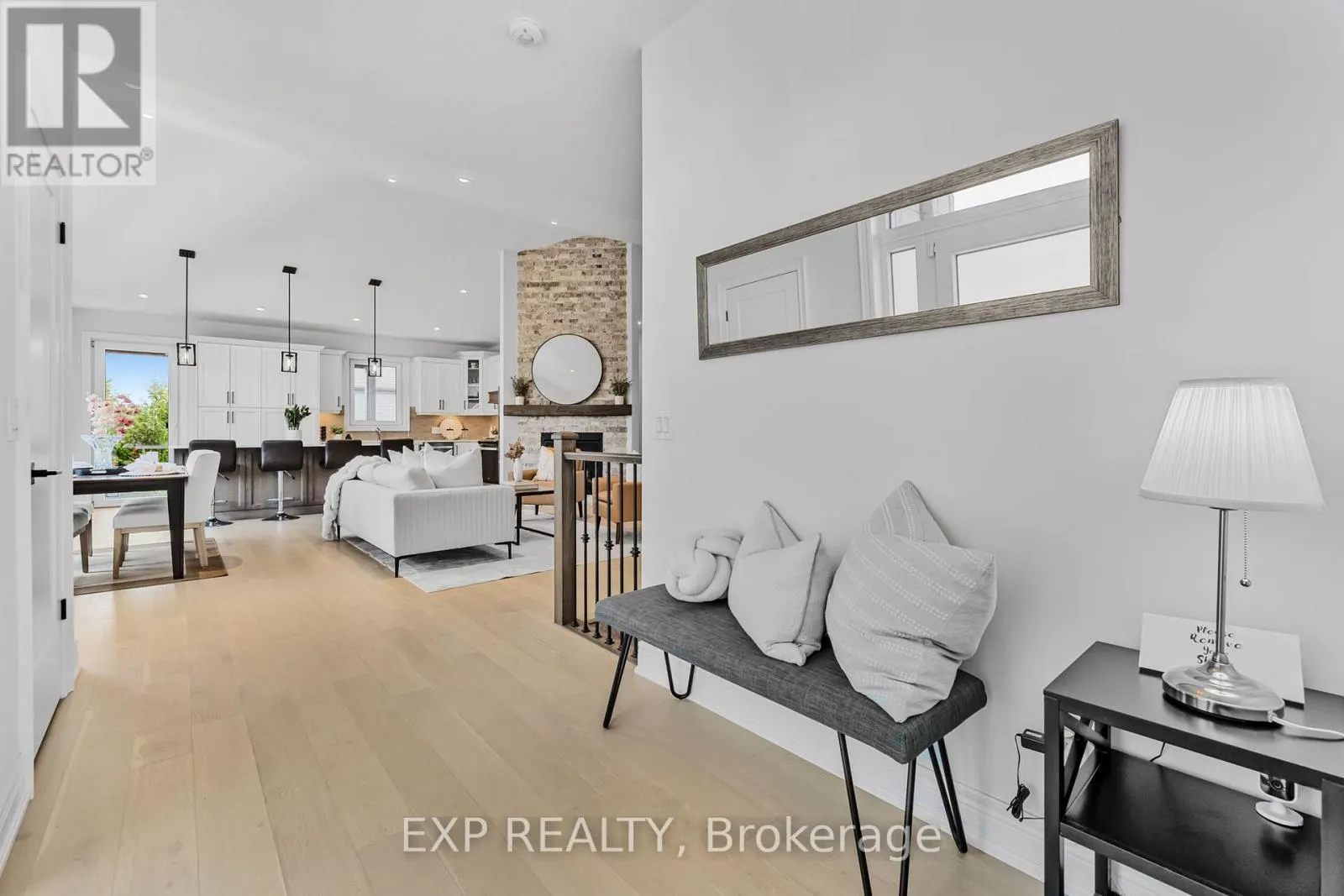 4242 VILLAGE CREEK DRIVE