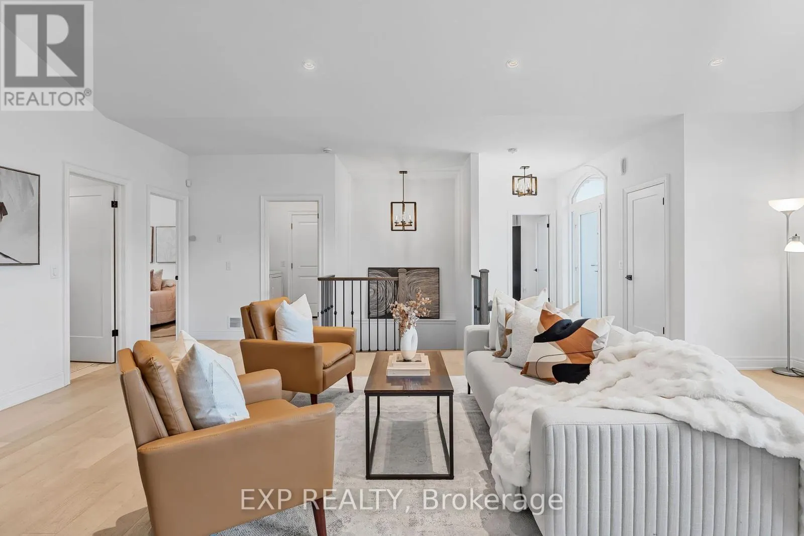 4242 VILLAGE CREEK DRIVE