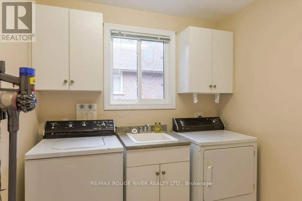 315 WOODWARD AVENUE