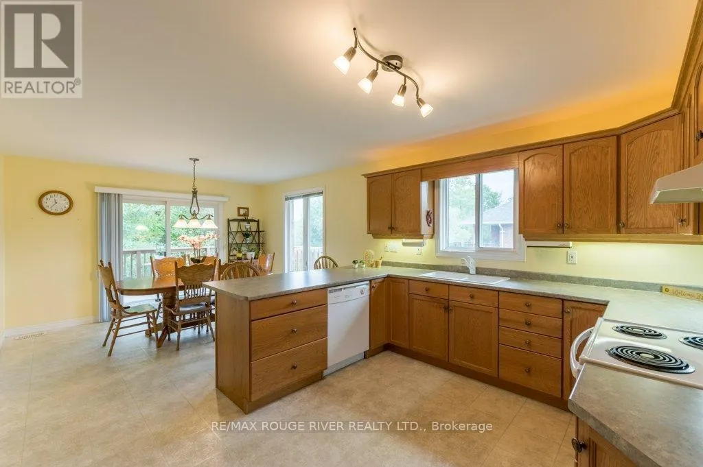 315 WOODWARD AVENUE