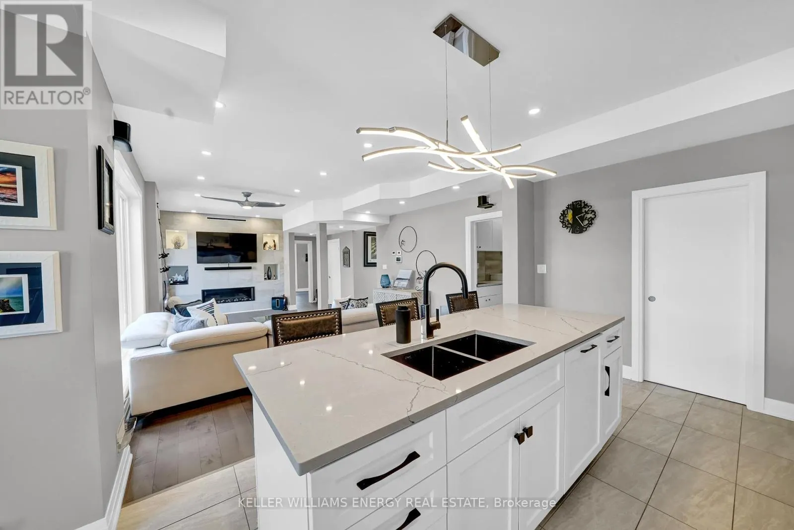 108 FOSTER ROAD