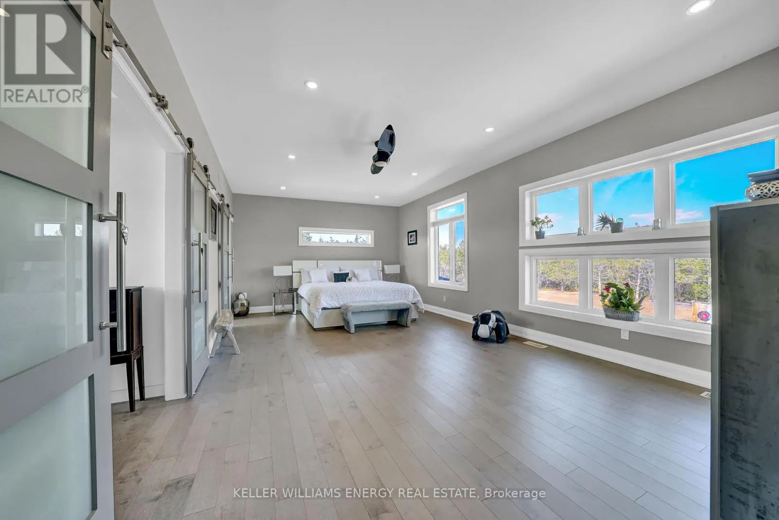 108 FOSTER ROAD