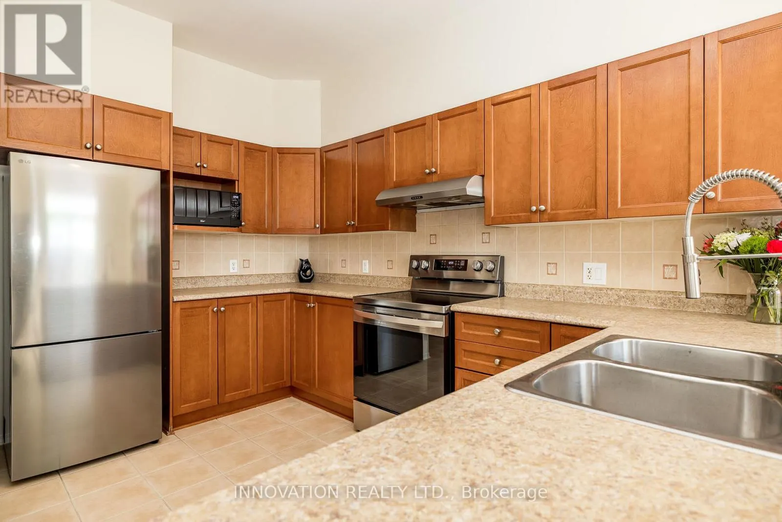 324 RUSTIC HILLS CRESCENT