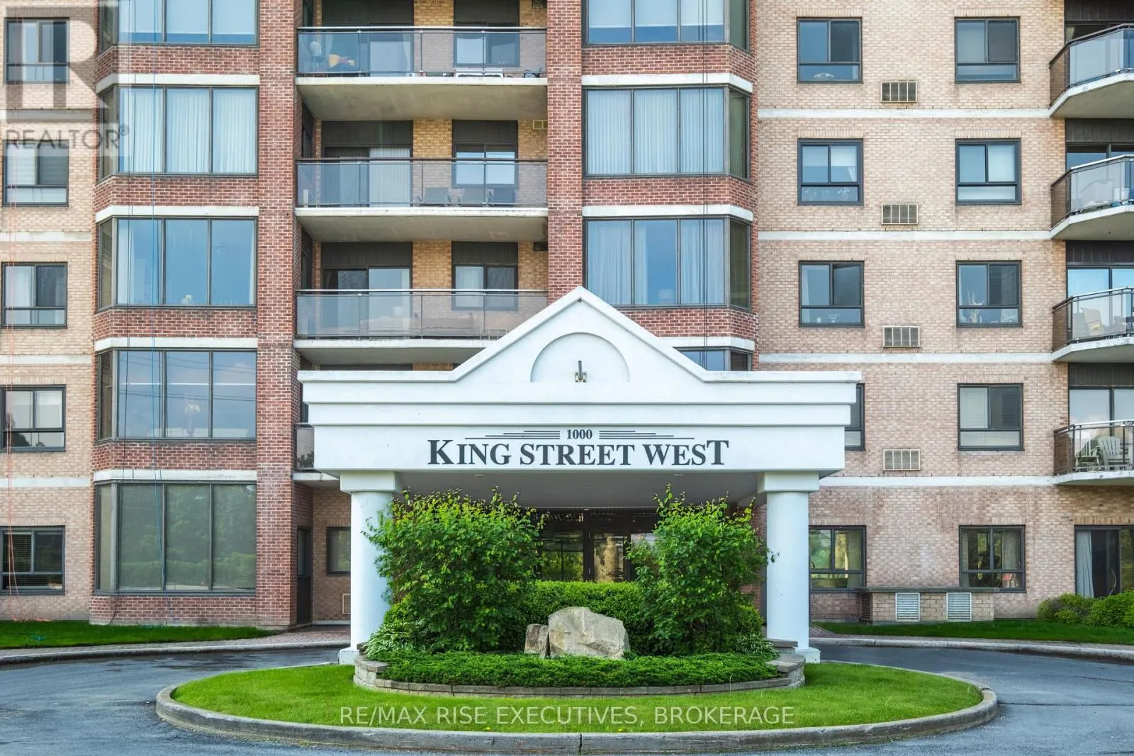 102 - 1000 KING STREET W, #102