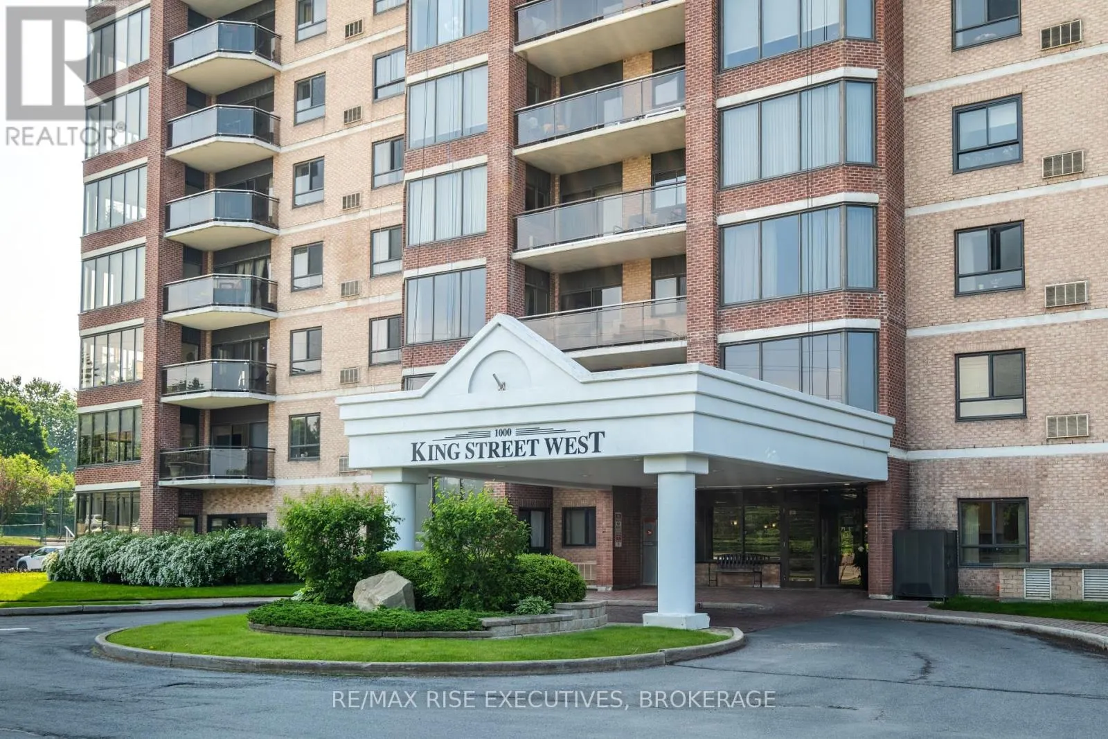 102 - 1000 KING STREET W, #102