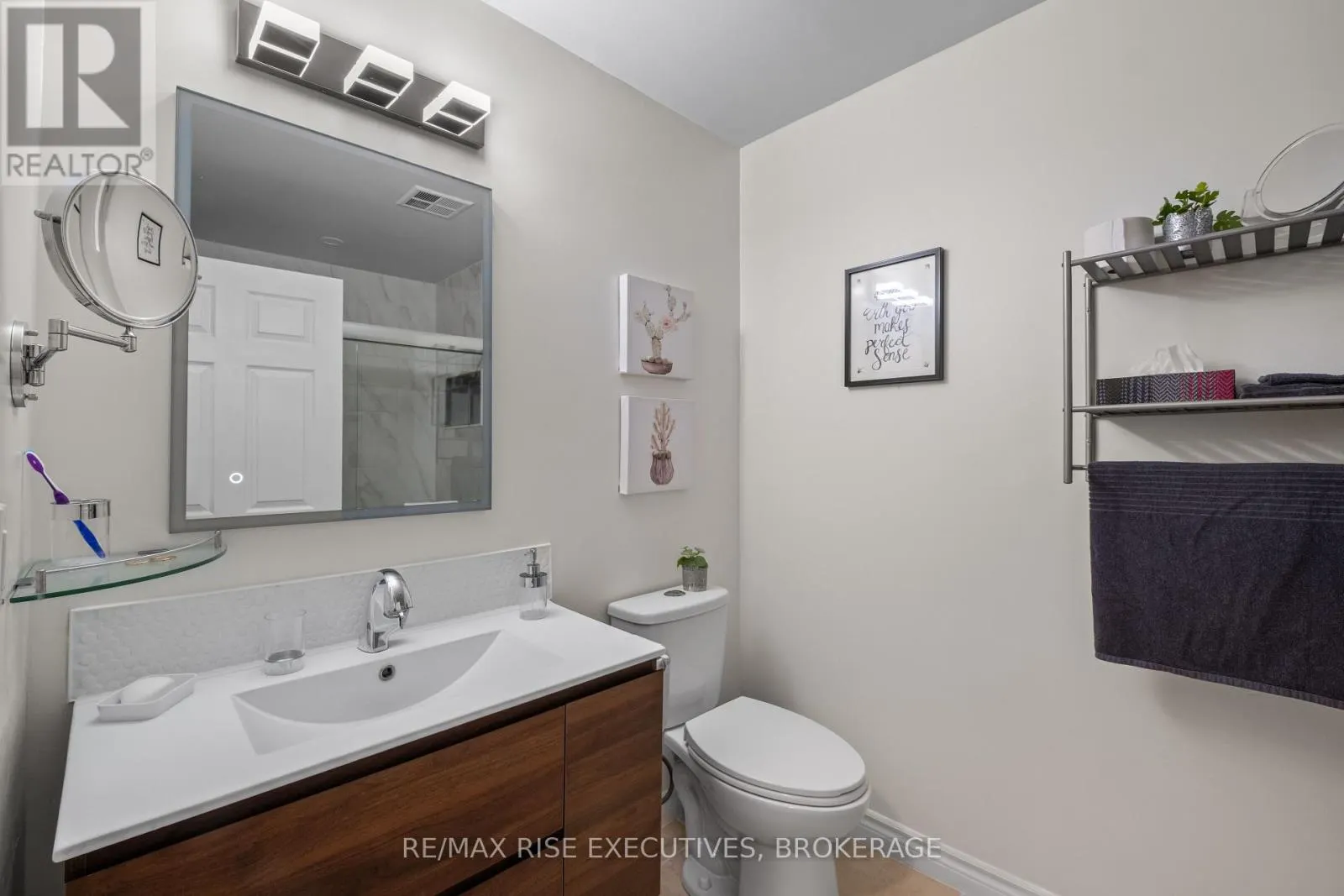 102 - 1000 KING STREET W, #102