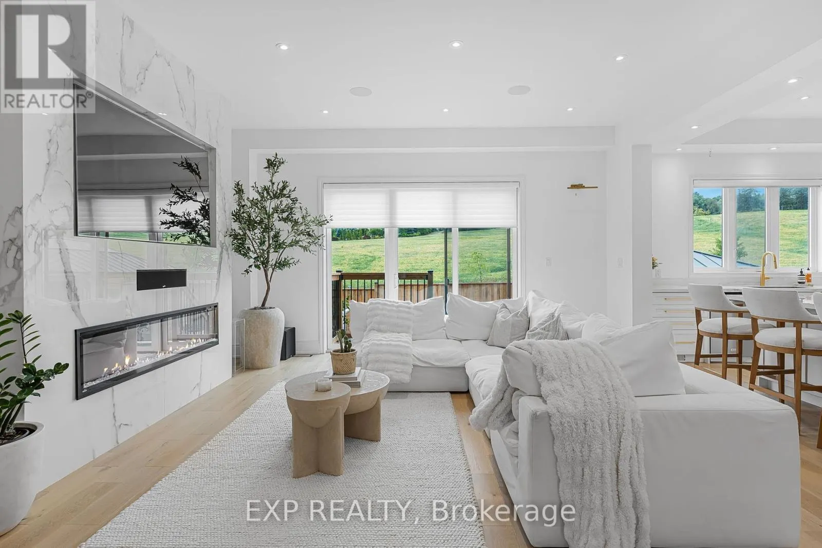 3978 HIGHLAND PARK DRIVE