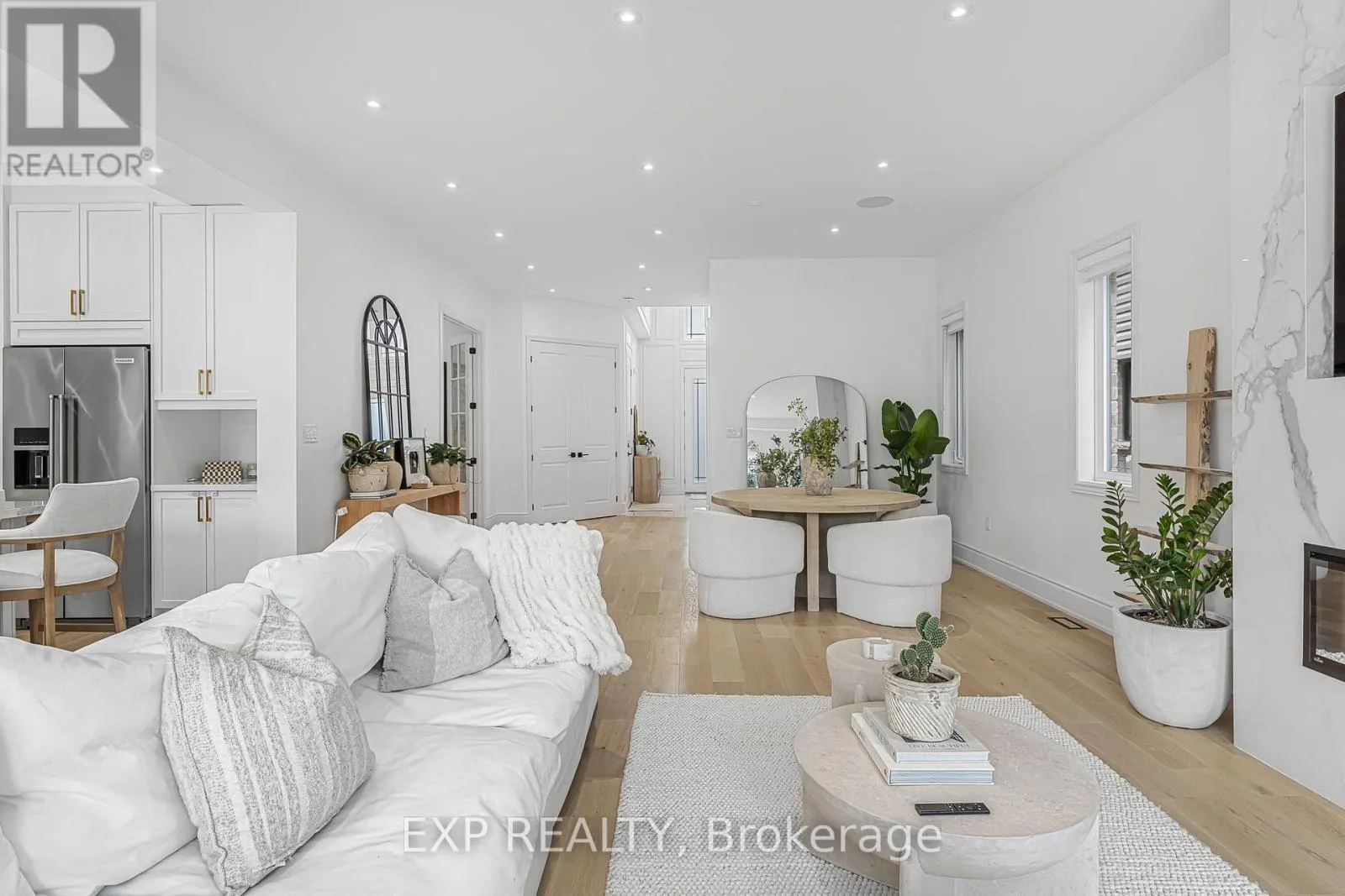 3978 HIGHLAND PARK DRIVE
