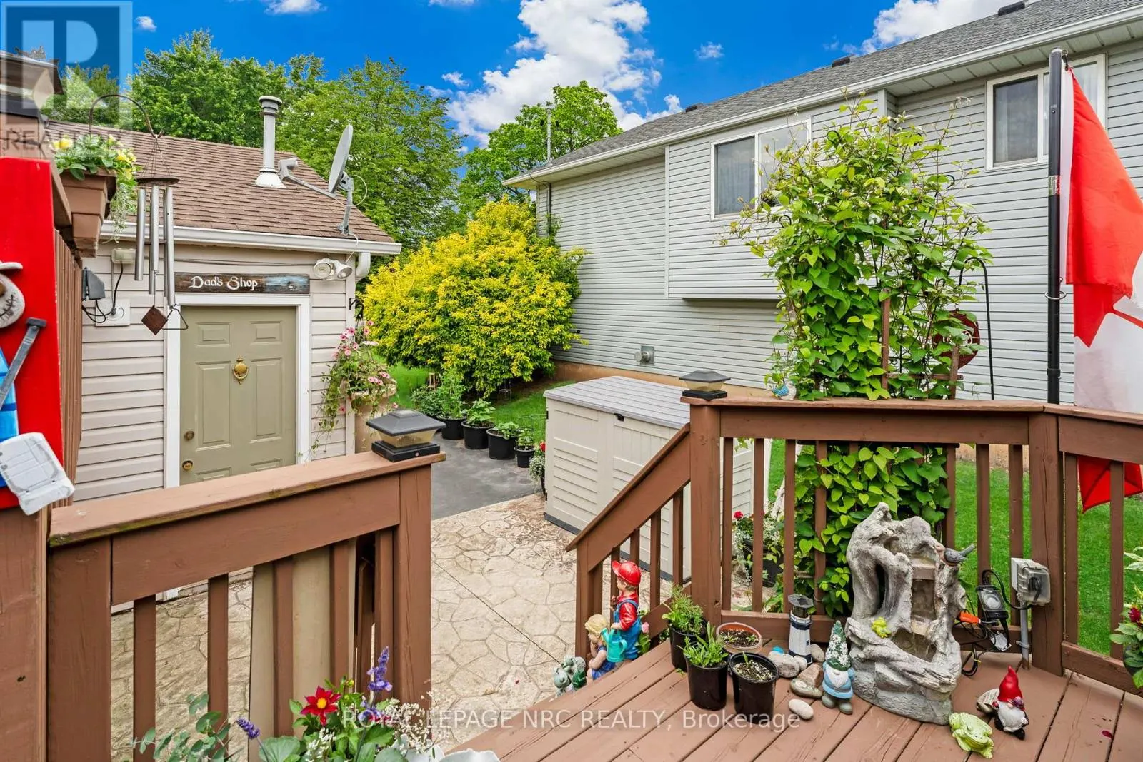 228 RIDGE ROAD S