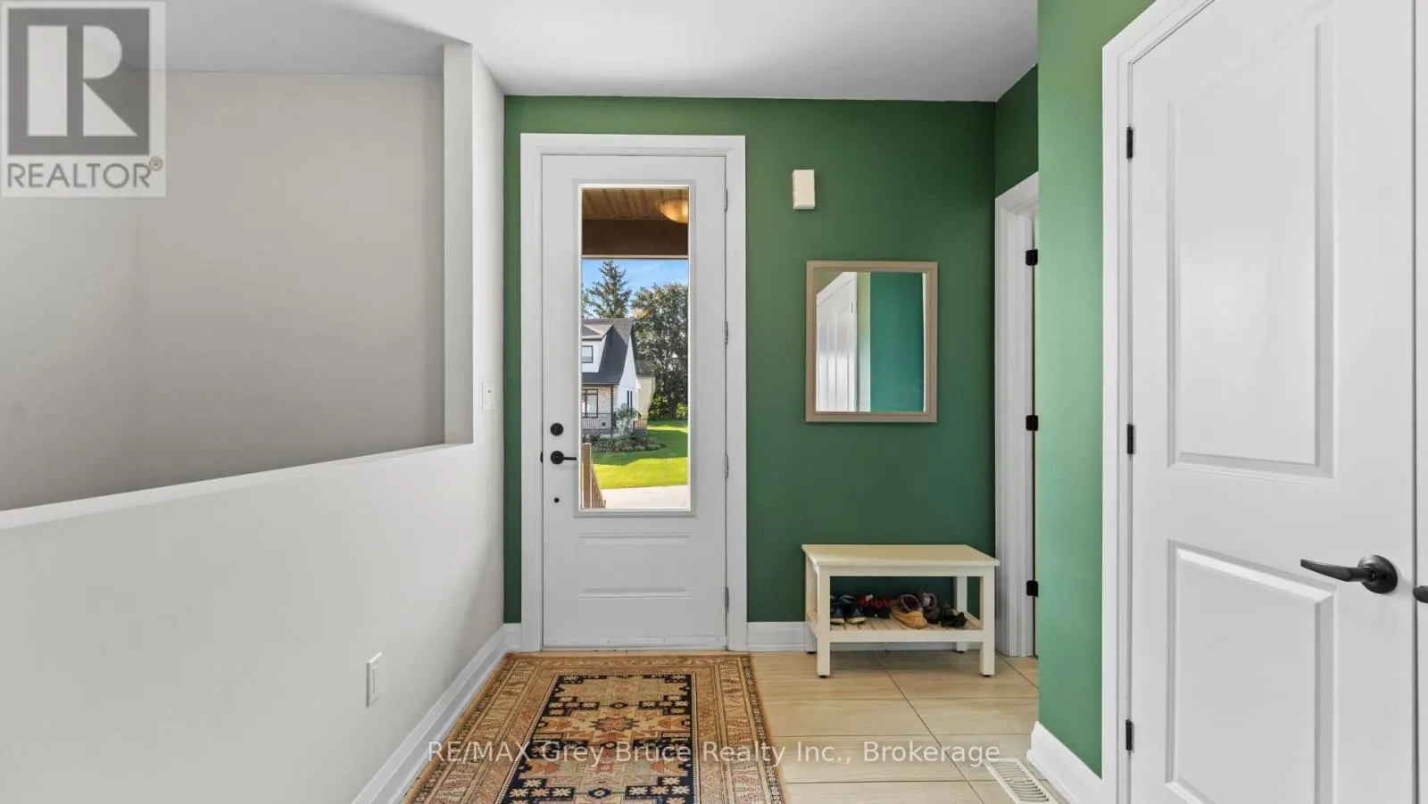 62 CHESTNUT HILL CRESCENT