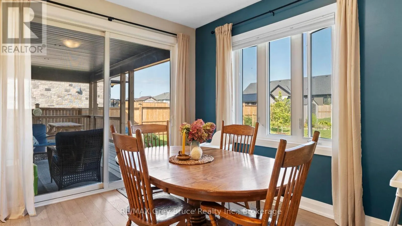 62 CHESTNUT HILL CRESCENT