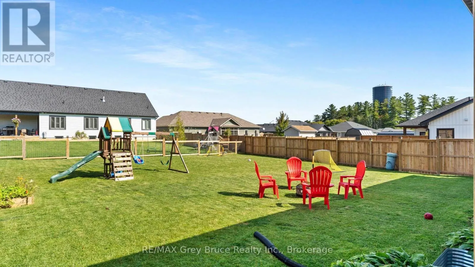 62 CHESTNUT HILL CRESCENT