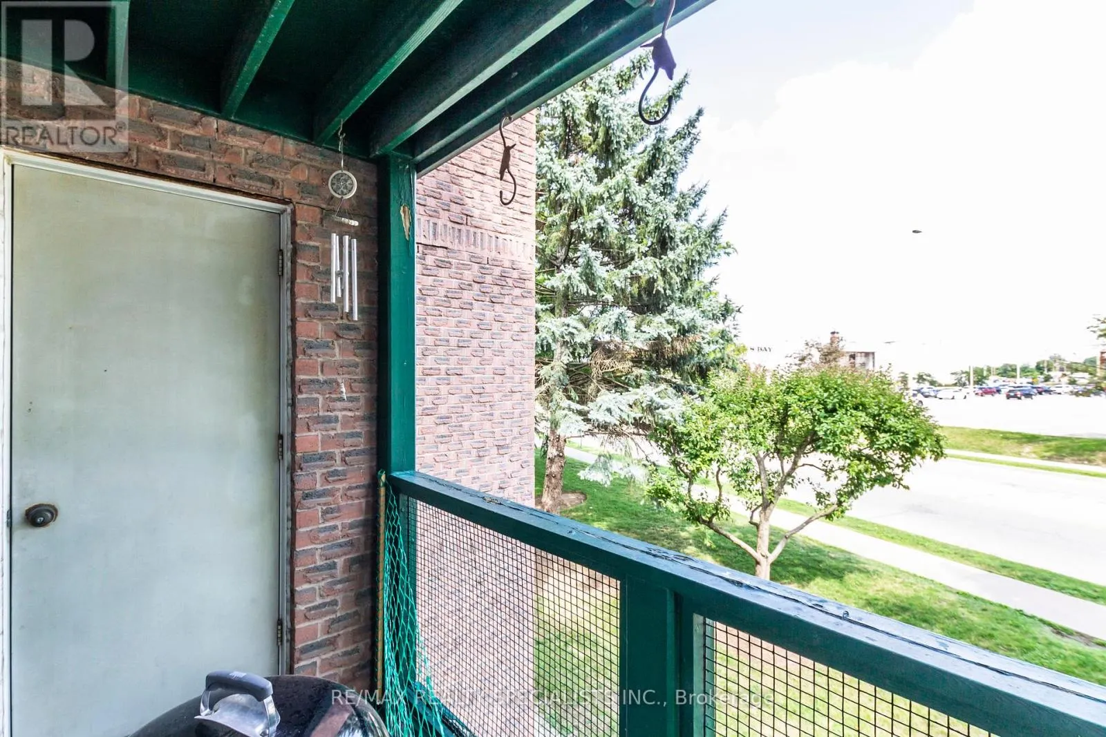 52 - 3085 KINGSWAY DRIVE