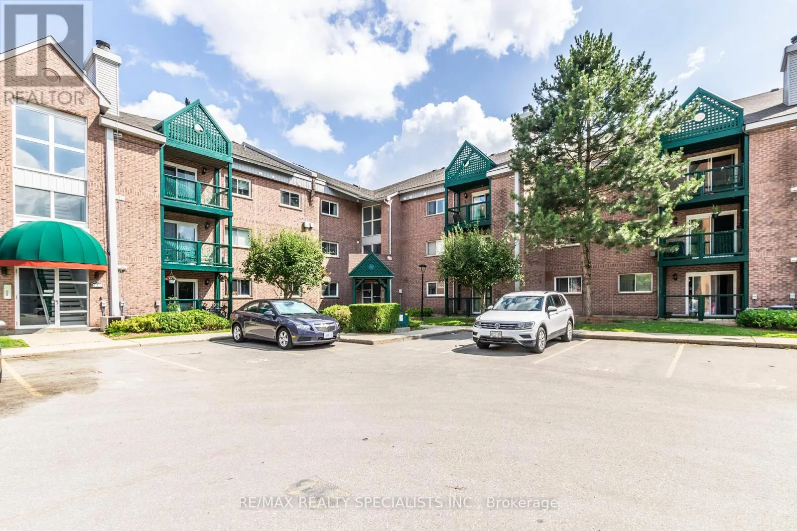 52 - 3085 KINGSWAY DRIVE