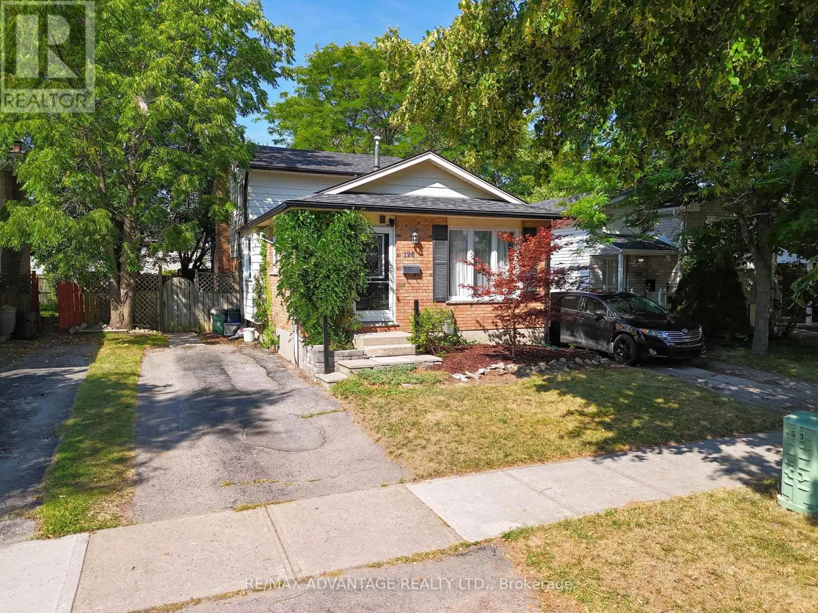 126 OLYMPIC CRESCENT