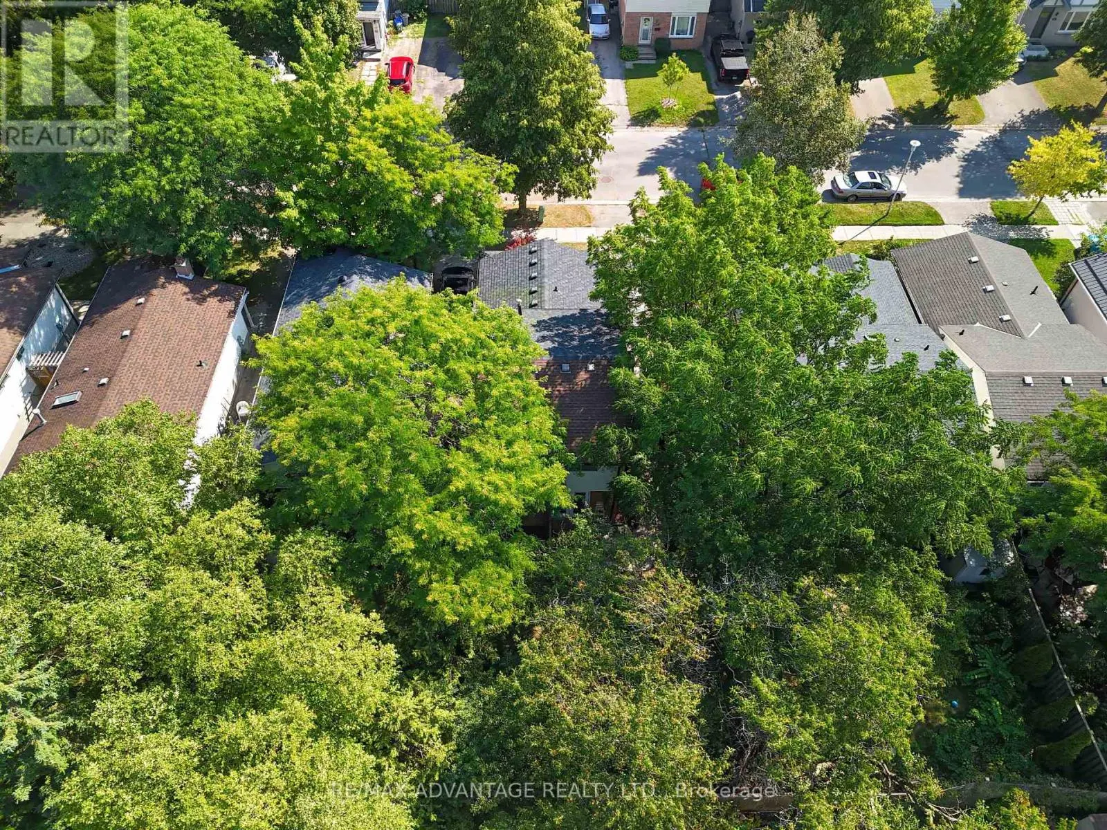 126 OLYMPIC CRESCENT